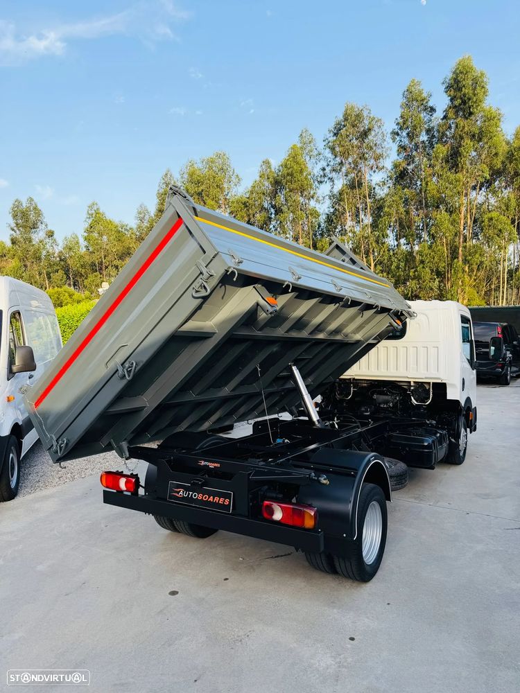 Nissan Cabstar TRIBASCULANTE - 10