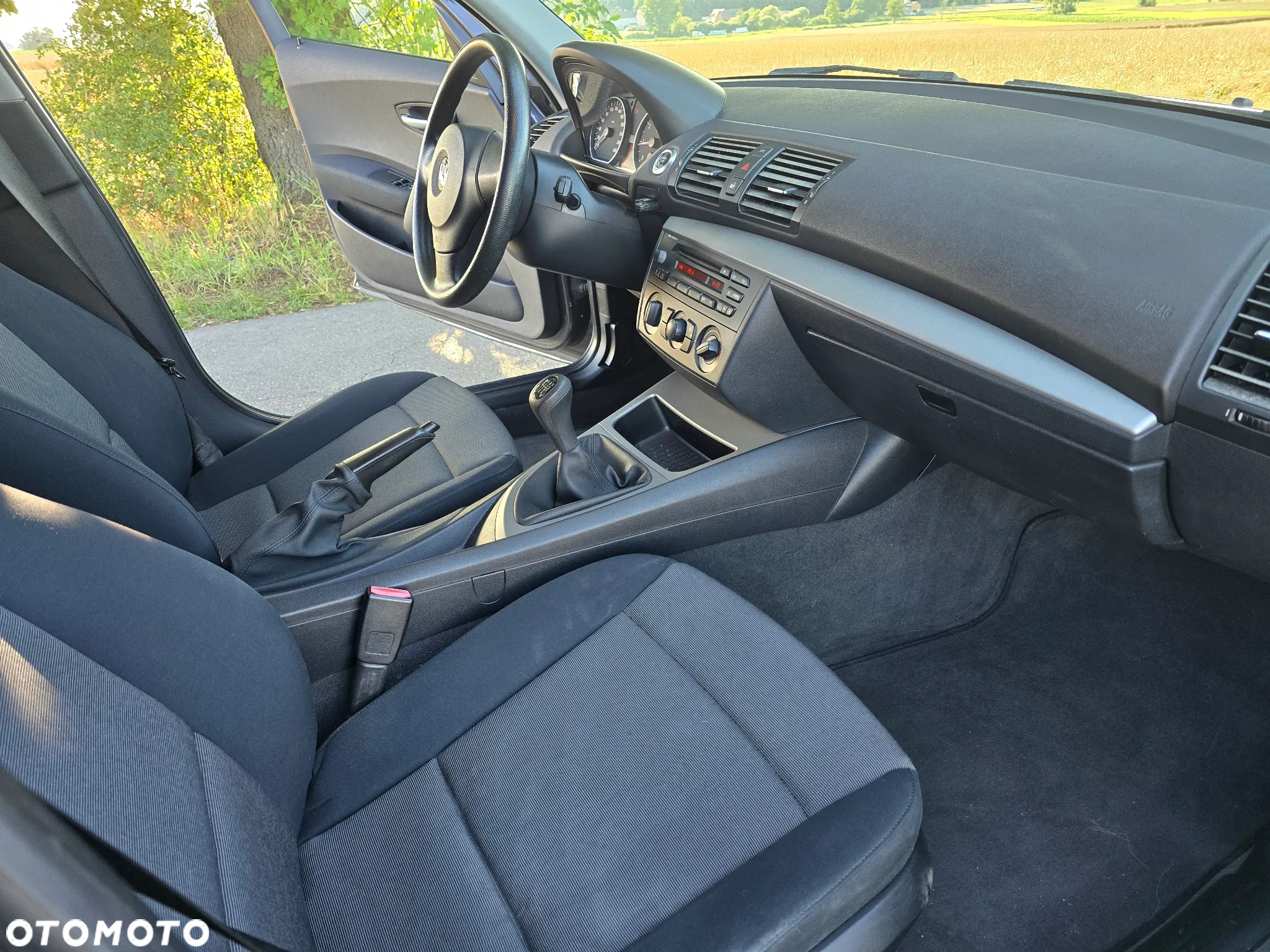 BMW Seria 1 116i - 5