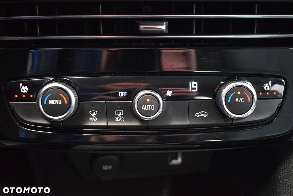 Opel Mokka 1.2 T Elegance S&S - 22