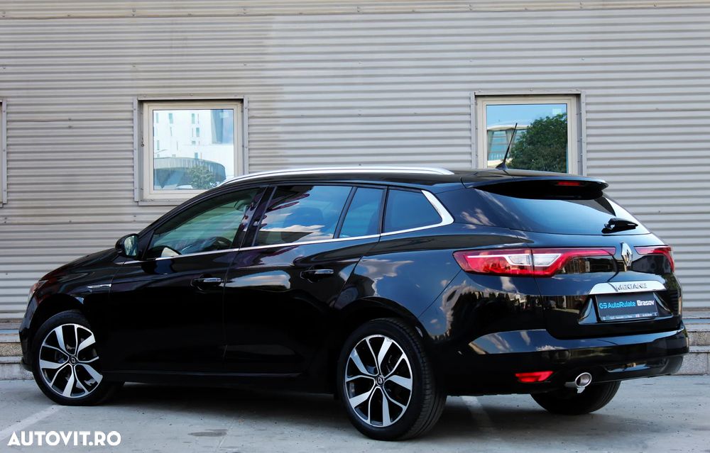 Renault Megane BLUE dCi 115 EDC BOSE EDITION - 4