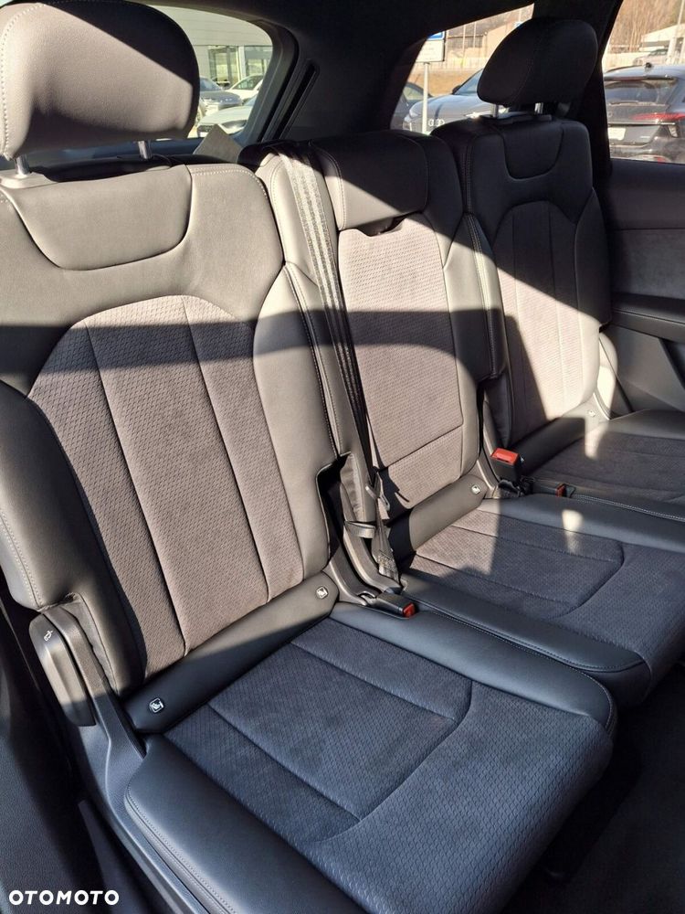Audi Q7 - 18