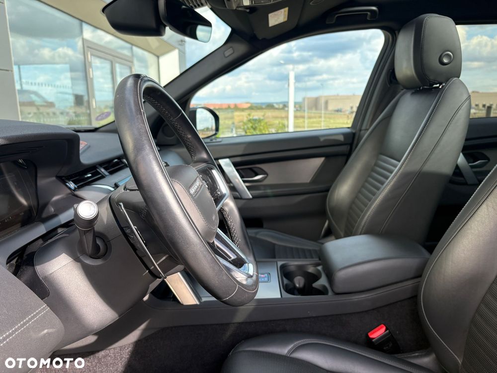Land Rover Discovery Sport 2.0 P250 mHEV R-Dynamic HSE - 11
