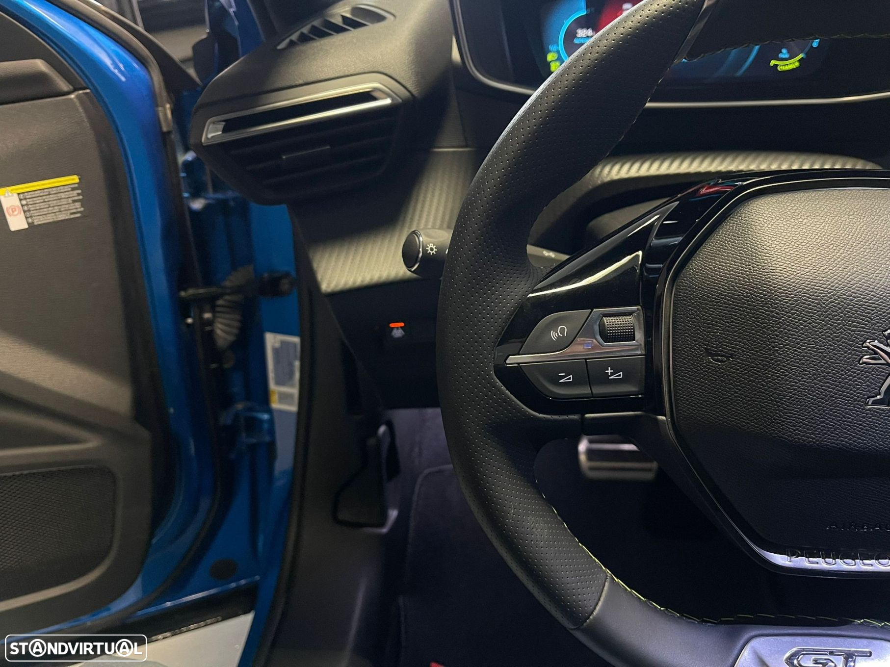 Peugeot e-2008 50 kWh GT Pack - 10