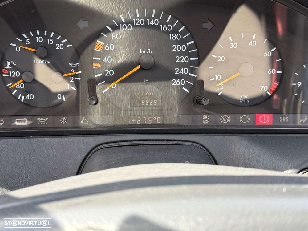 Mercedes-Benz SL 320 - 24