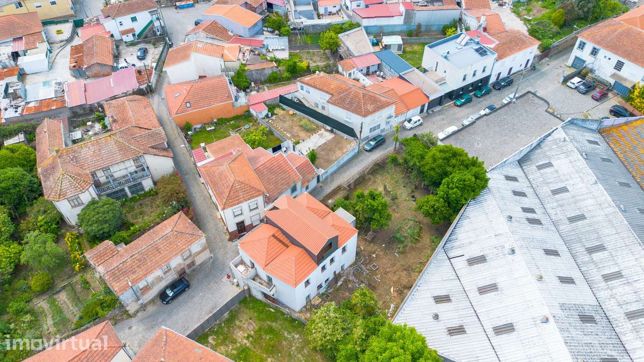 Prédio com Projeto Aprovado para 4 Frações - Grande imagem: 5/33