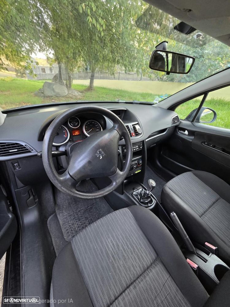Peugeot 207 - 2