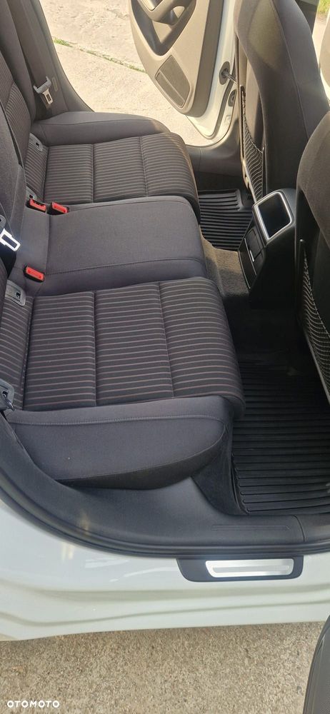 Audi A4 Avant 2.0 TDI Quattro S tronic - 10