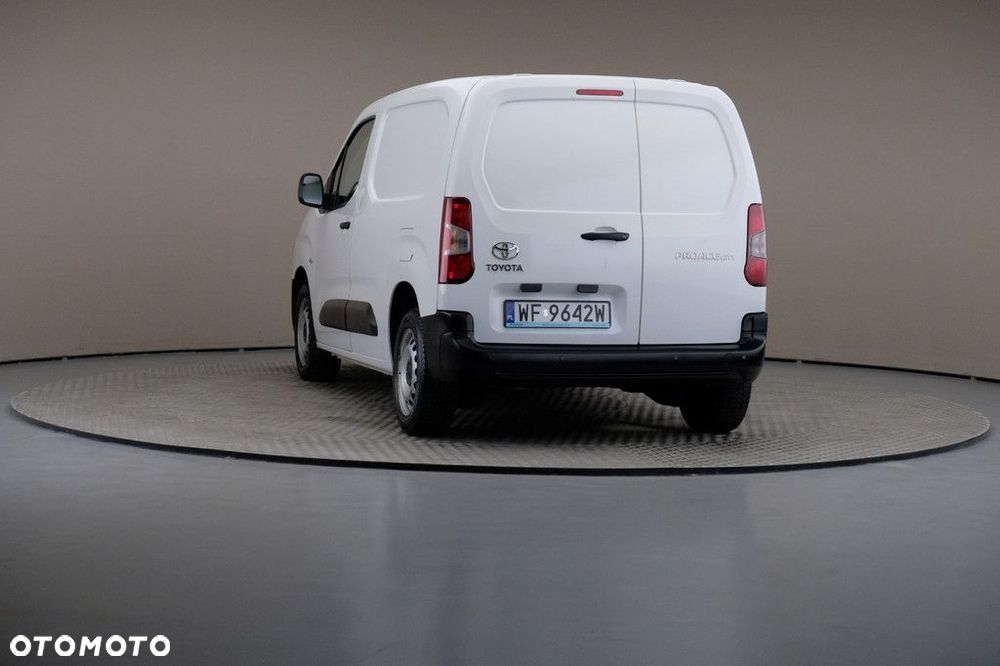 Toyota ProAce 1.5 D-4D Active SalonPL VAT23% Właścicielem pojazdu jest Ayvens Financial Services Polska - 2