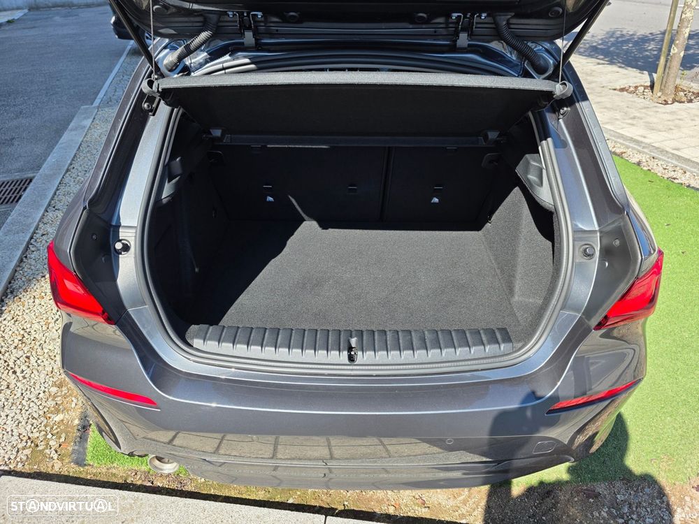 BMW 116 d Line Luxury Auto - 27