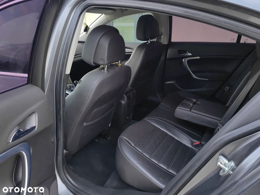 Opel Insignia 2.0 T Cosmo 4x4 - 10