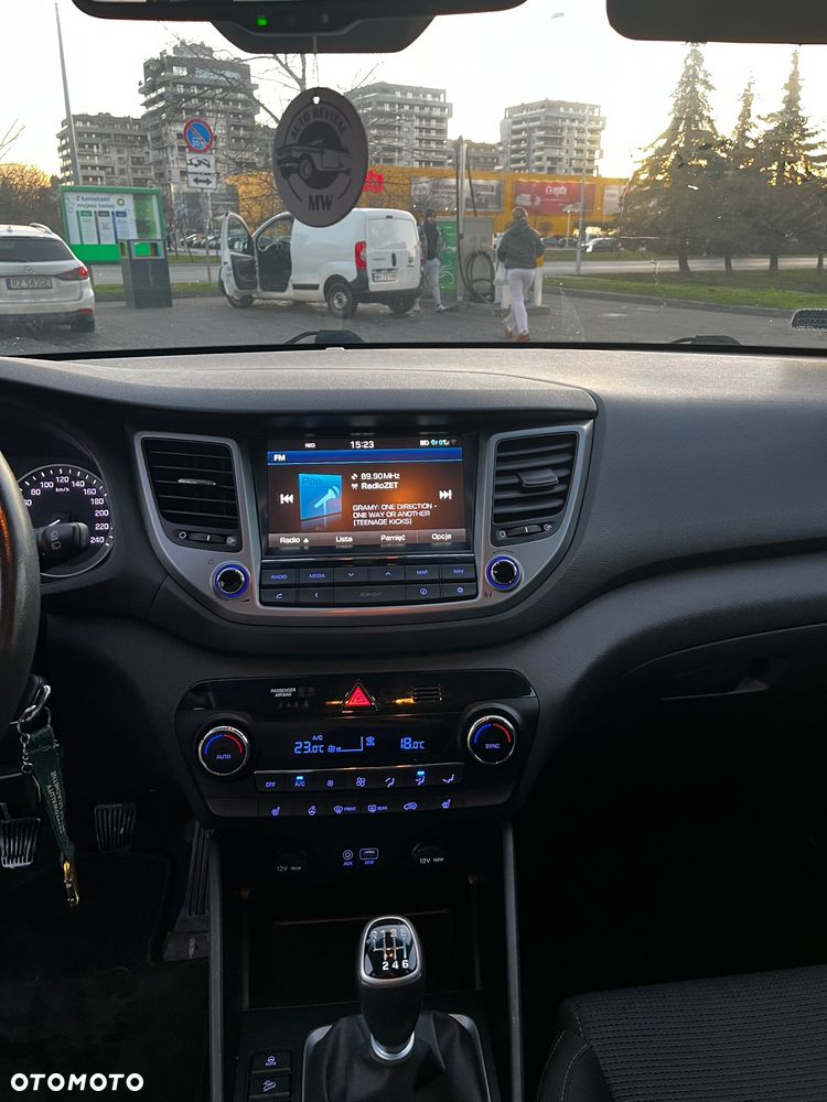 Hyundai Tucson 2.0 CRDI BlueDrive Comfort 2WD - 10