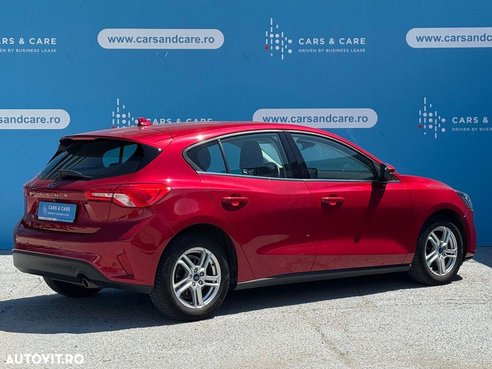 Ford Focus - 5
