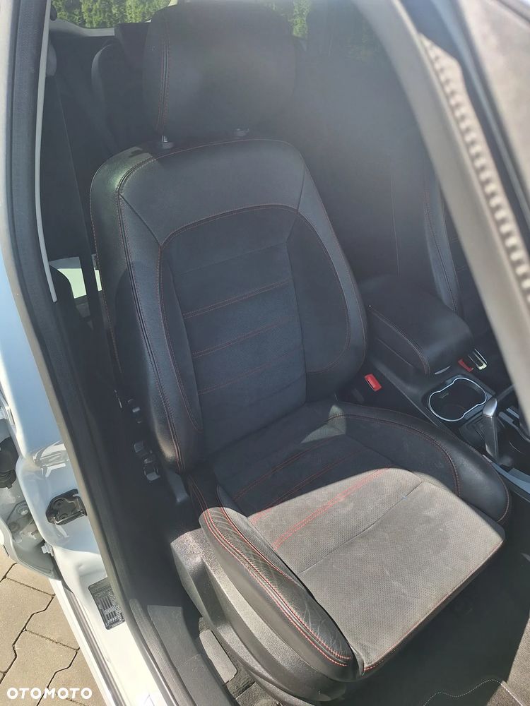 Ford S-Max 2.0 TDCi DPF Titanium - 18