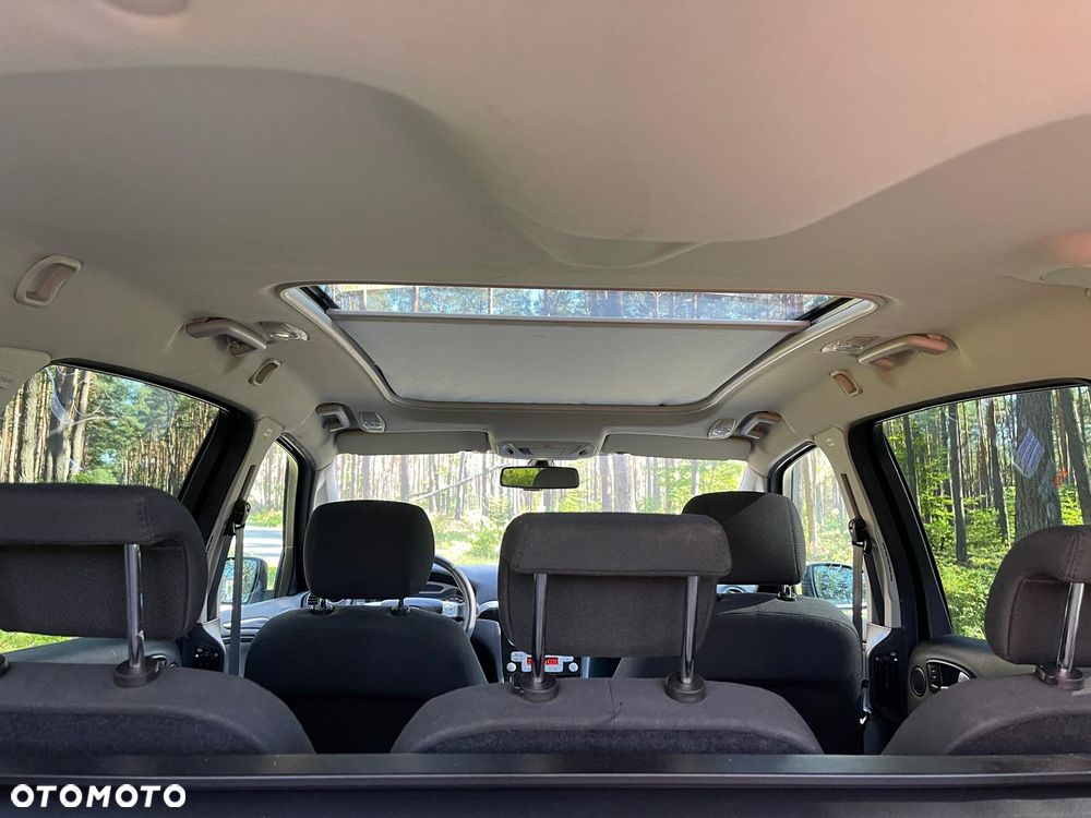 Ford S-Max 2.0 TDCi Titanium - 14