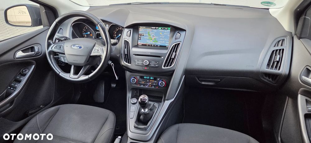 Ford Focus 1.0 EcoBoost Titanium - 21
