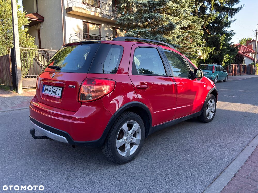 Suzuki SX4 1.6 DDiS Comfort - 4
