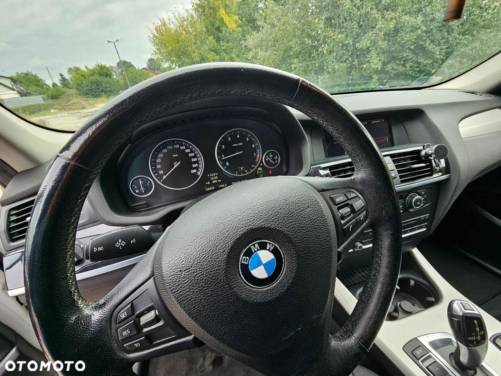 BMW X3 28i xDrive - 4