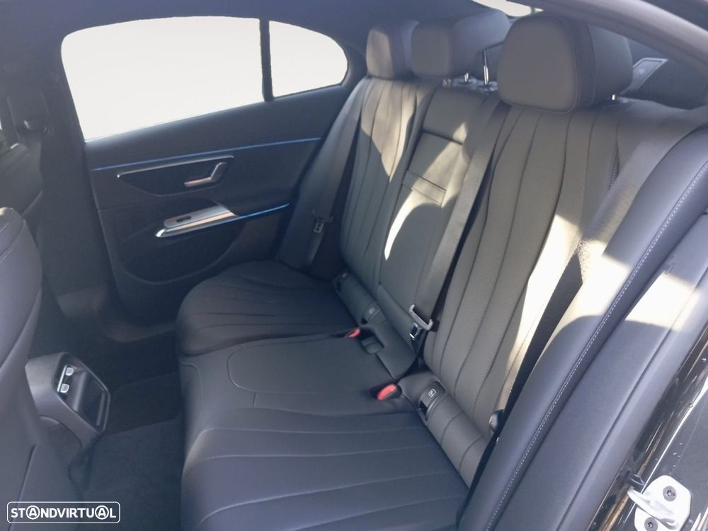 Mercedes-Benz E 220 d - 14