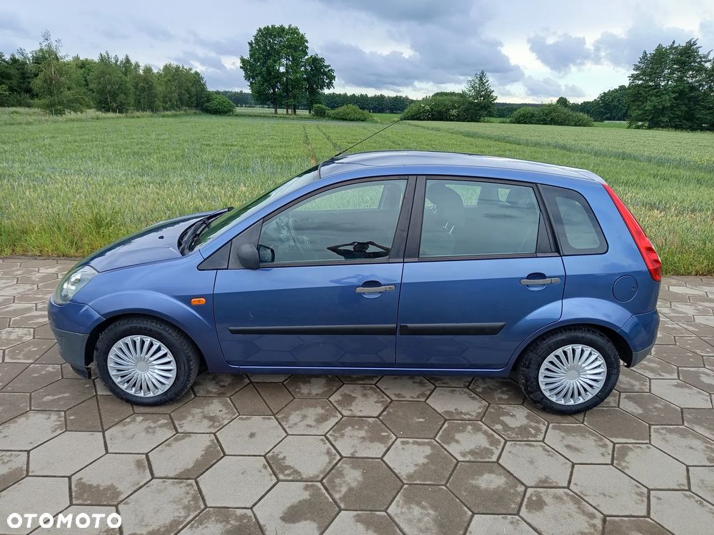 Ford Fiesta 1.3 Ambiente - 6