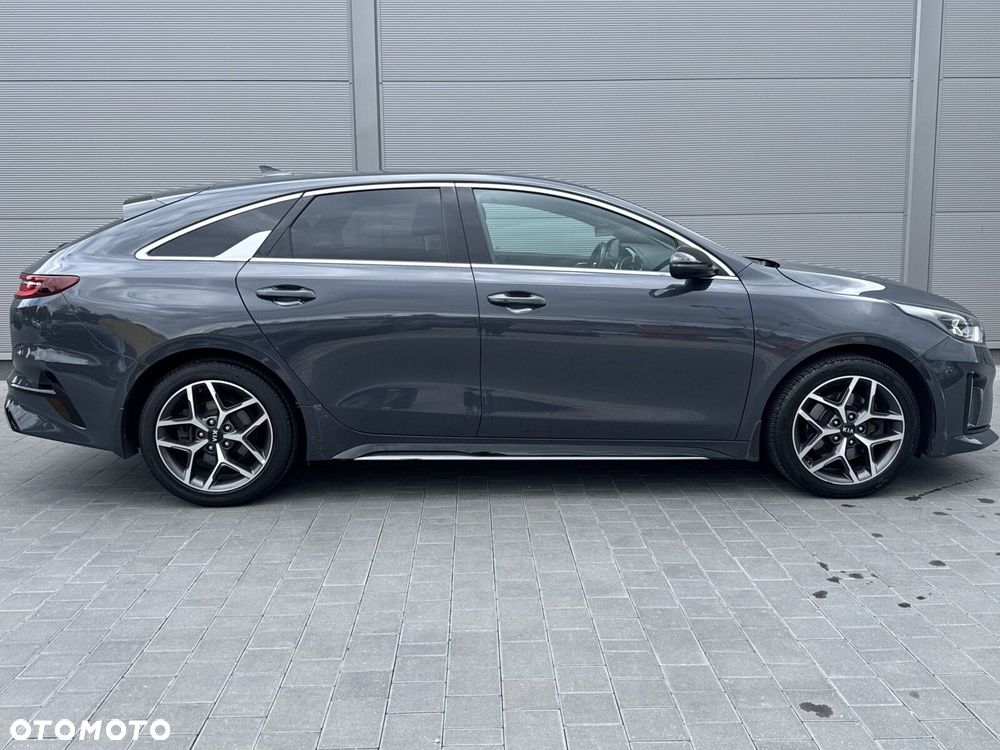 Kia ProCeed 1.5 T-GDI GT Line - 12