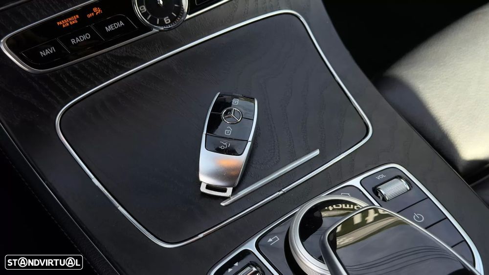 Mercedes-Benz E 220 d AMG Line Aut. - 26