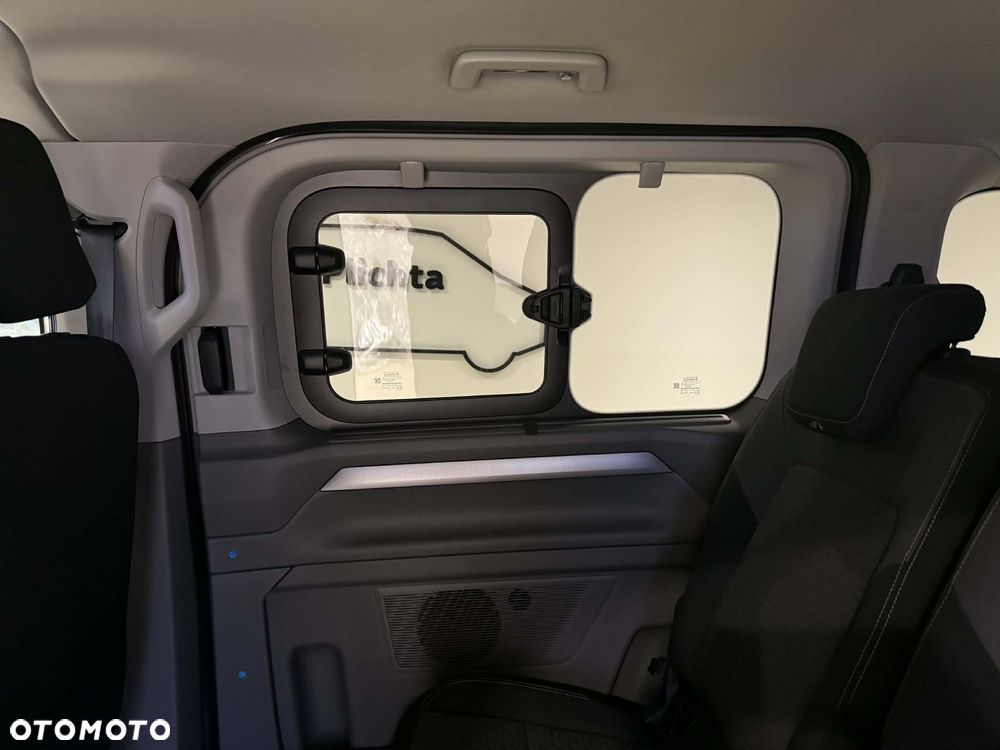 Volkswagen Caravelle - 20