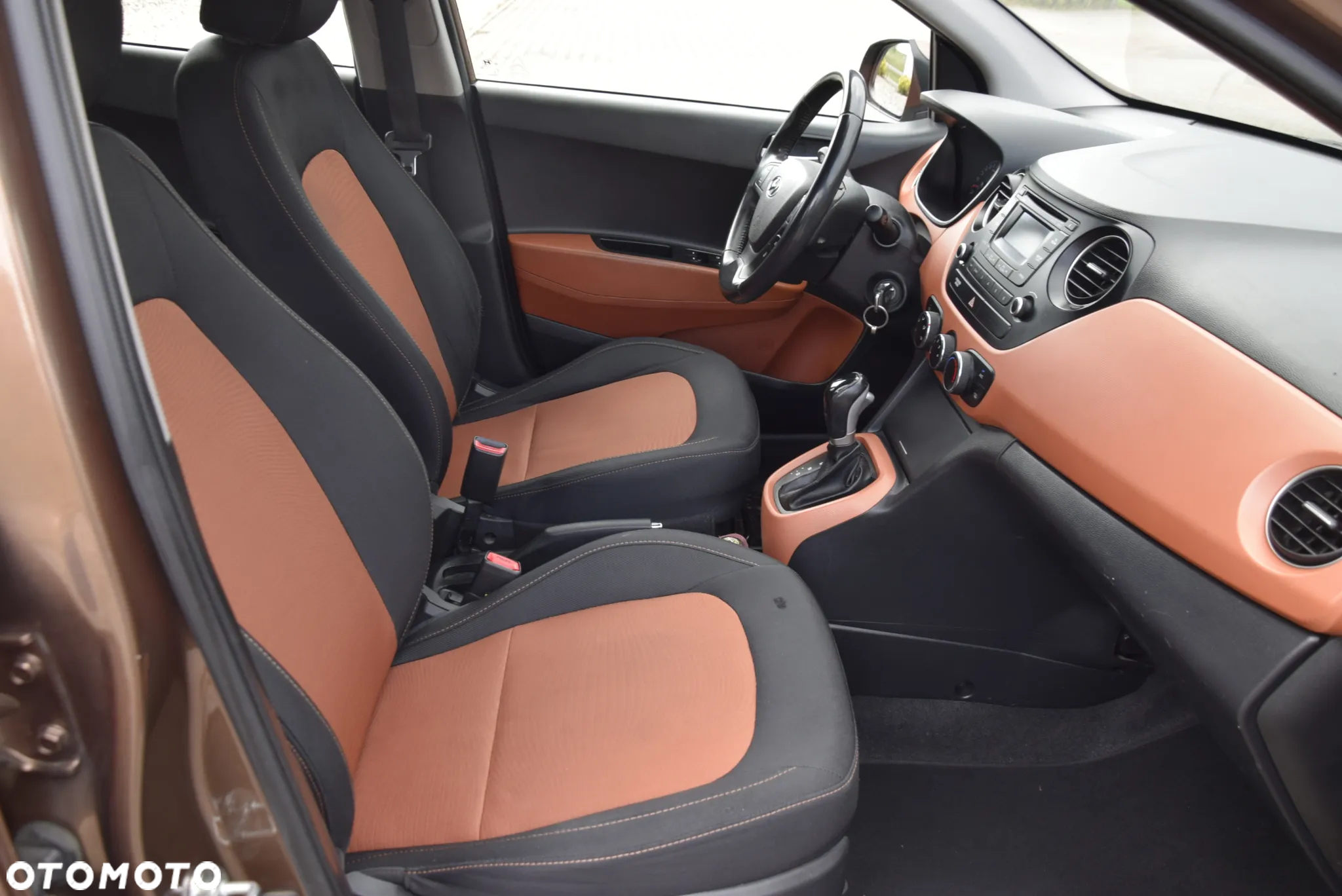 Hyundai i10 1.2 Premium - 18