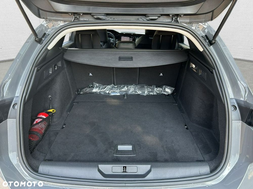 Peugeot 308 - 24
