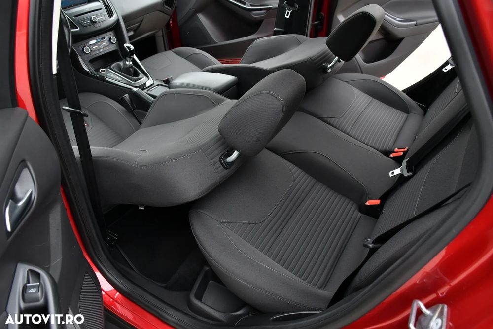 Ford Focus 1.5 TDCi DPF Start-Stopp-System Titanium - 23