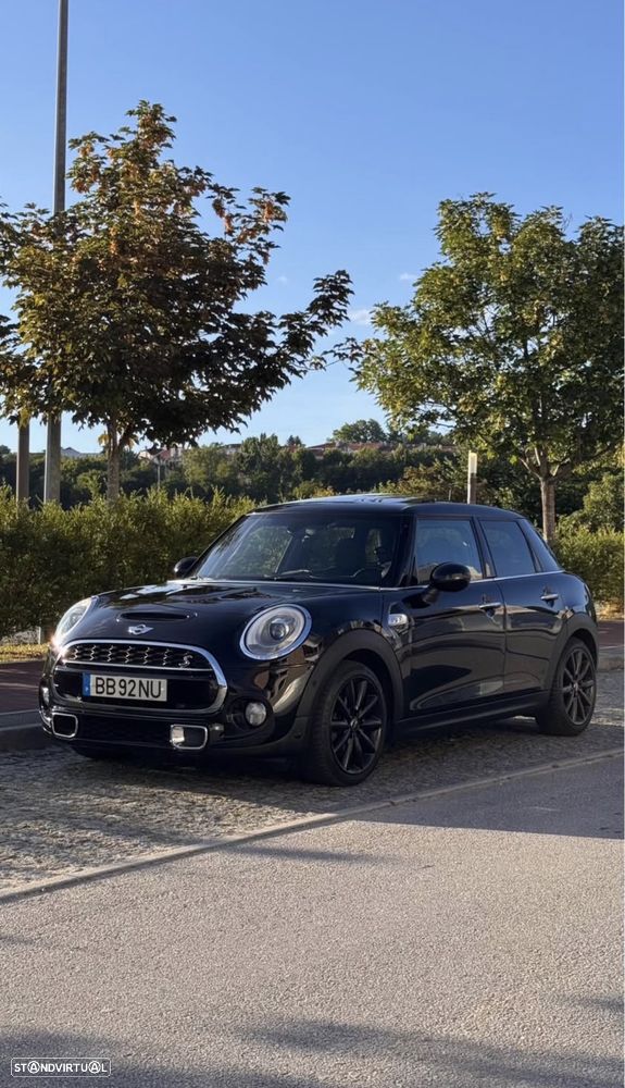 MINI 5 Portas Cooper S Auto Desportiva - 1