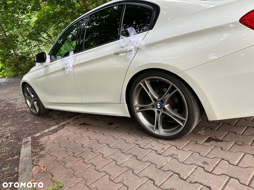 BMW Seria 3 - 22