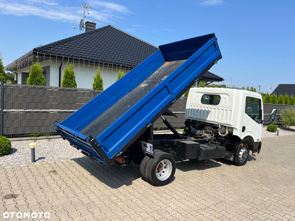 Nissan Cabstar - 35