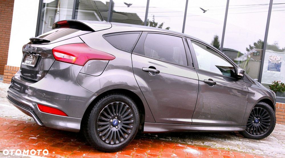 Ford Focus 1.0 EcoBoost ST-Line Style - 34