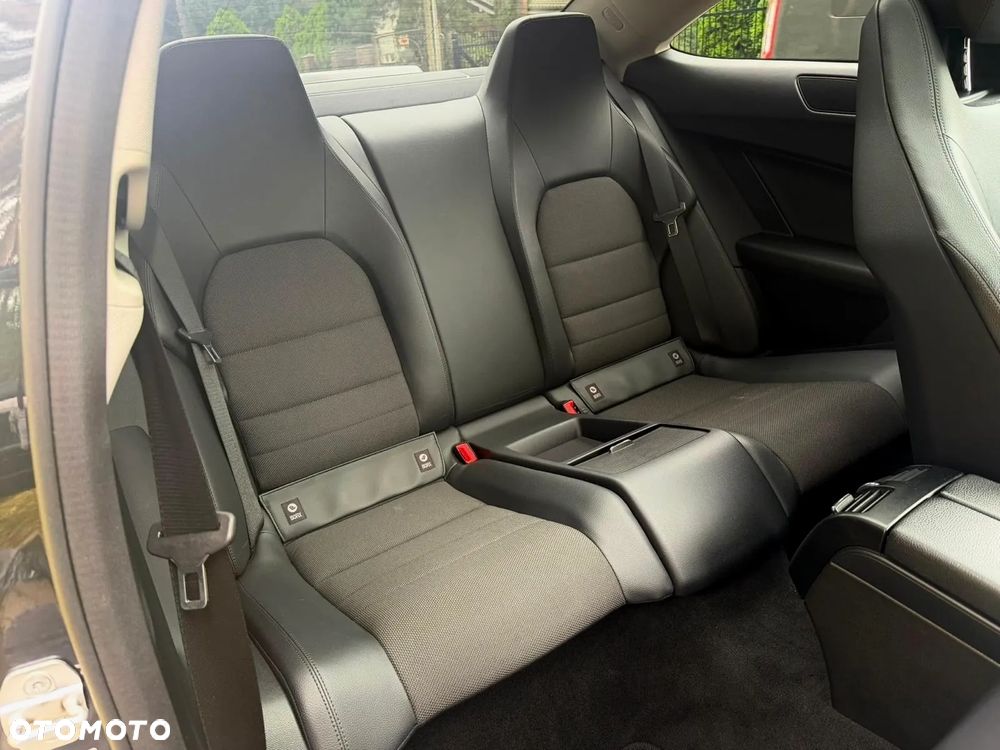 Mercedes-Benz Klasa C 180 BlueEFFICIENCY 7G-TRONIC - 18