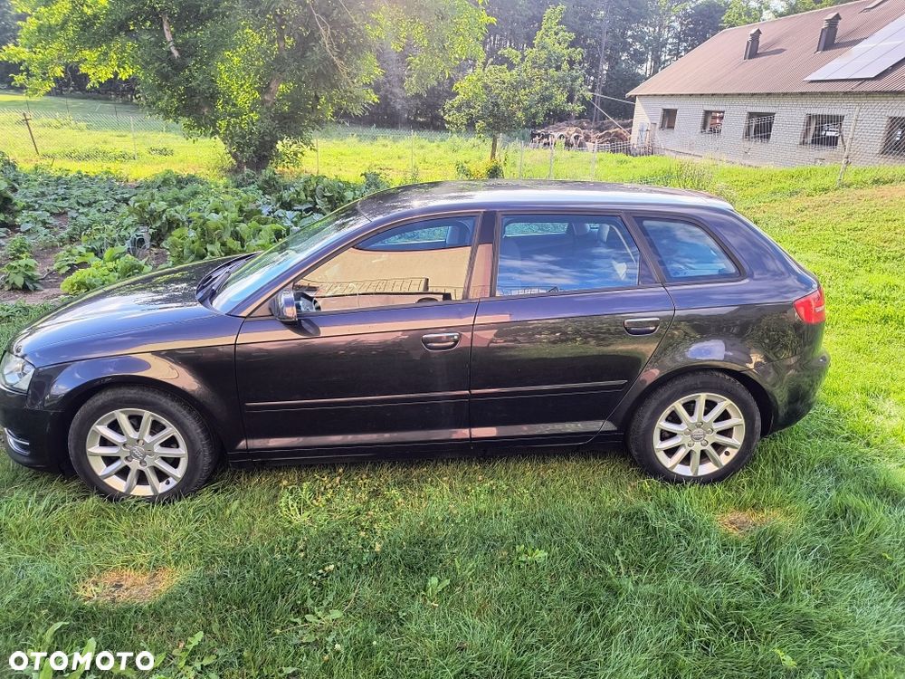 Audi A3 Sportback - 8