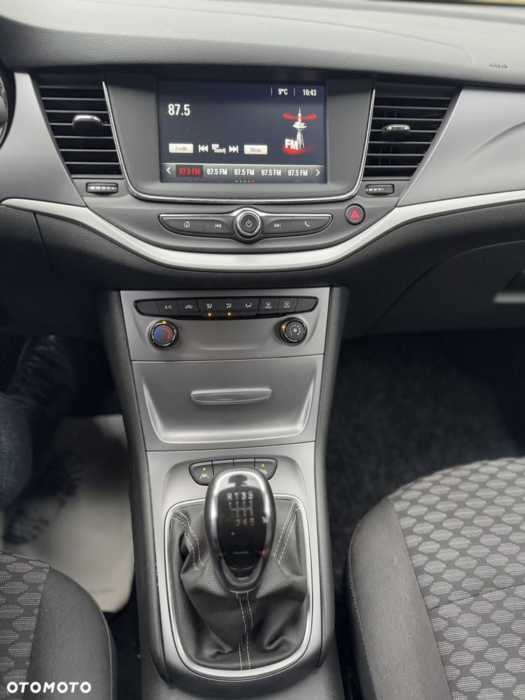 Opel Astra - 24