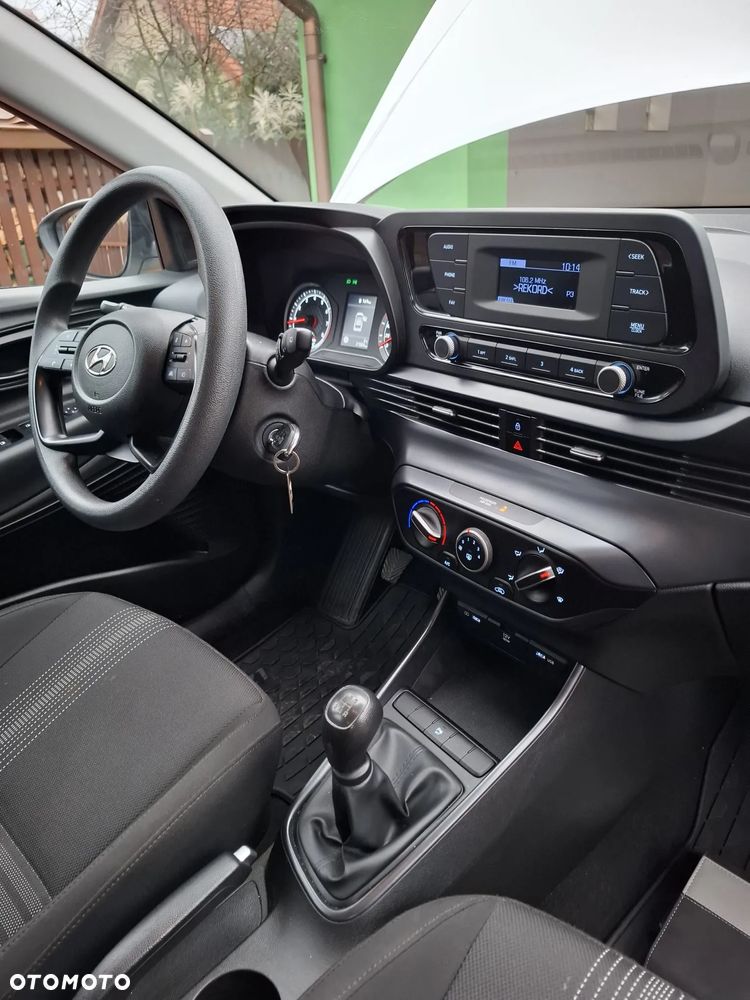 Hyundai i20 1.2 Pure - 8