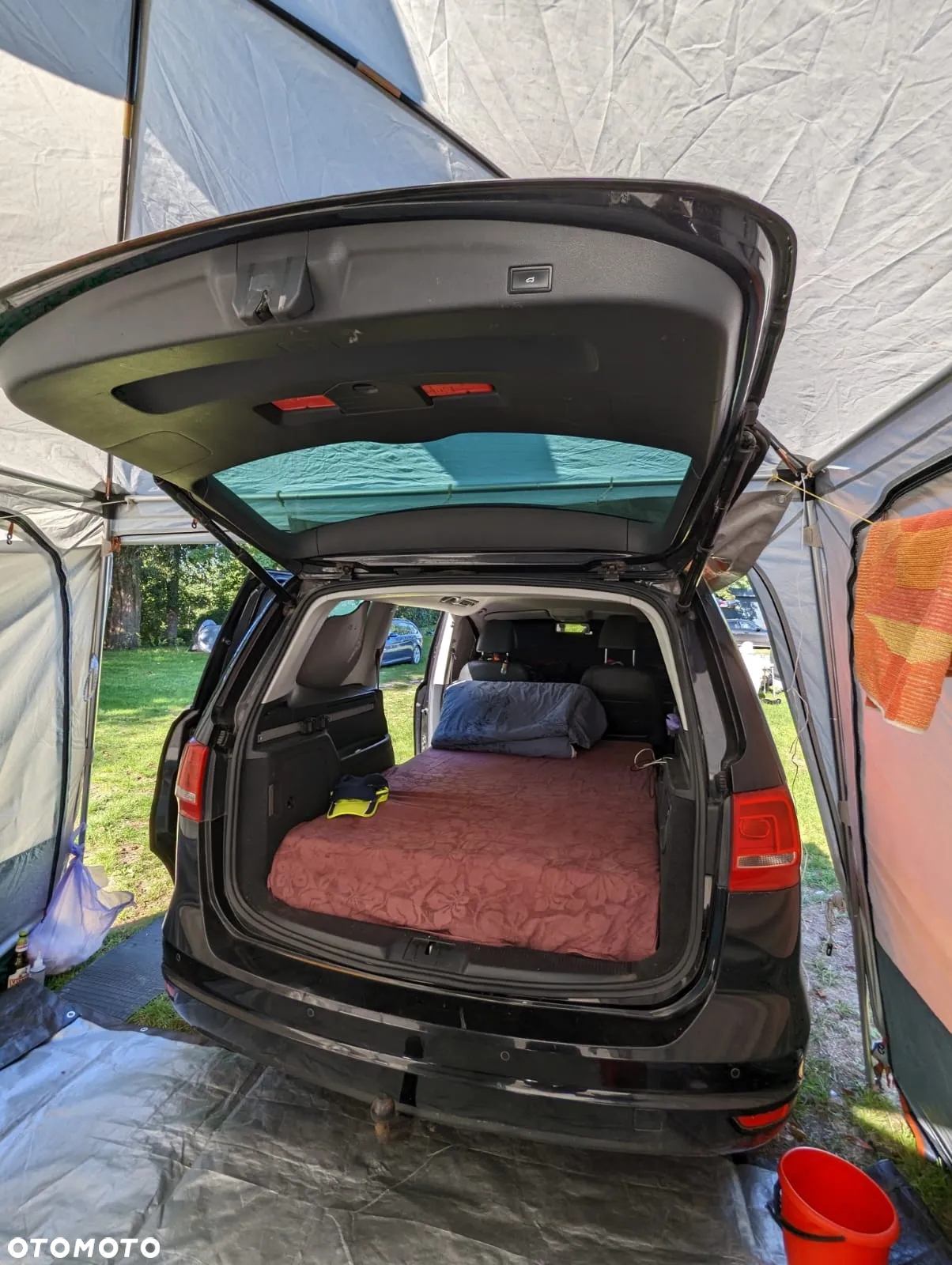 Volkswagen Sharan - 24