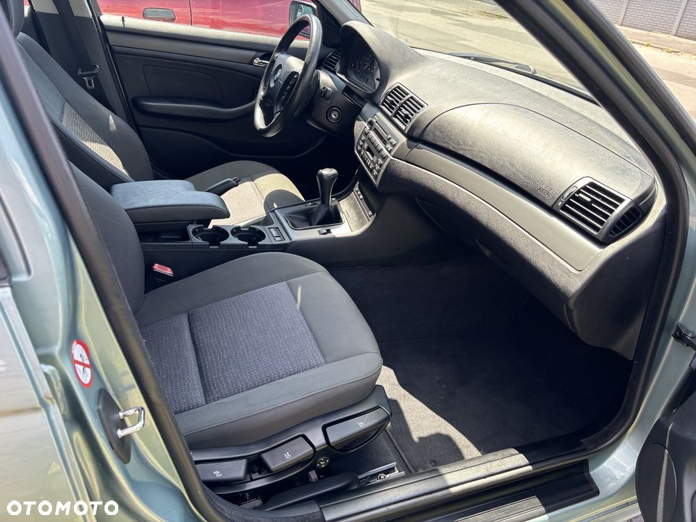BMW Seria 3 316i - 8