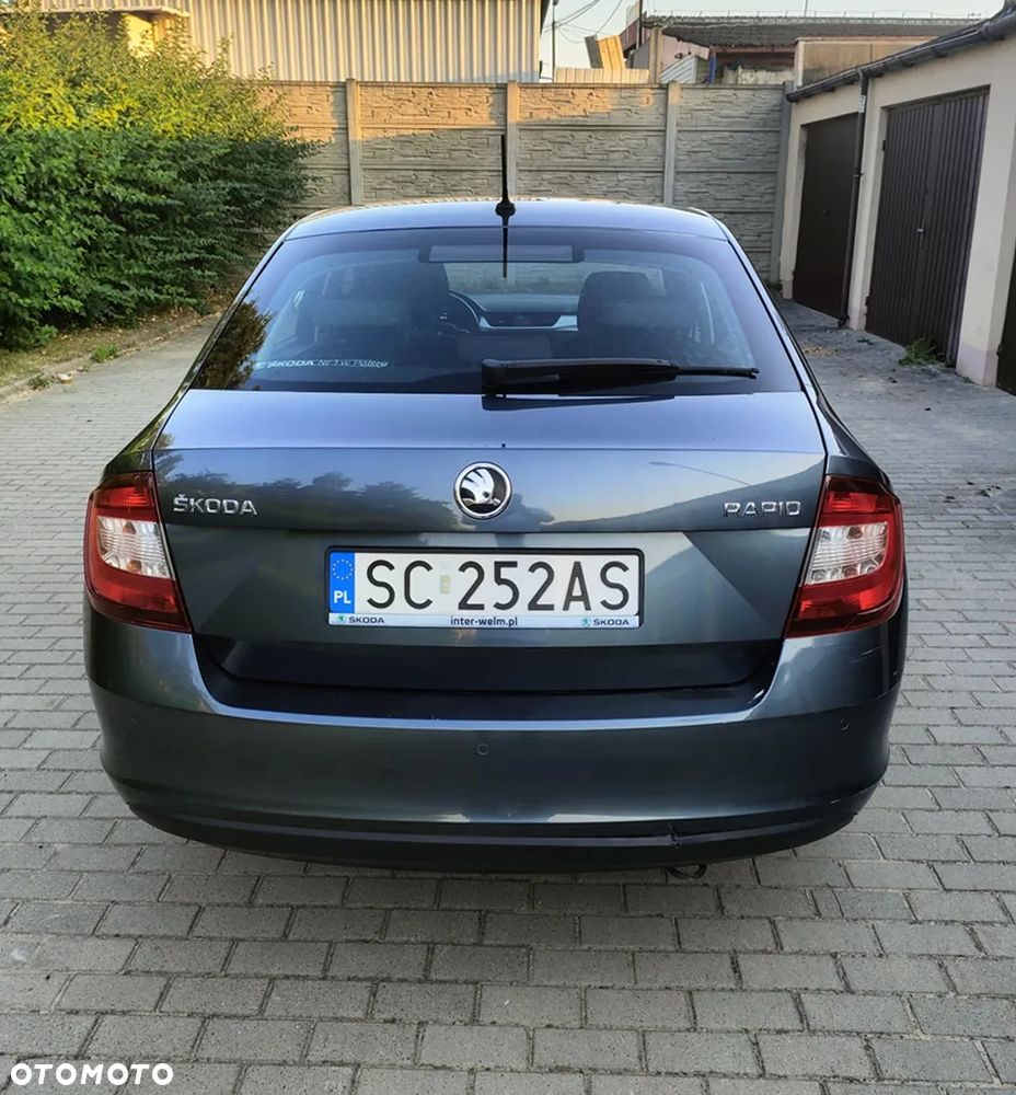 Skoda RAPID 1.6 TDI DPF Ambition - 6