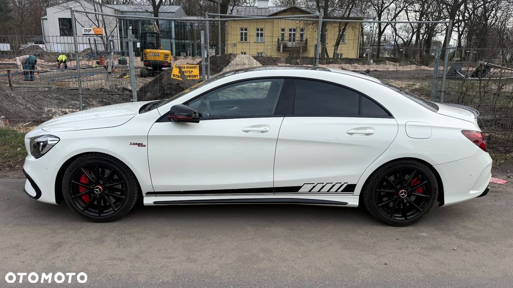 Mercedes-Benz CLA - 5