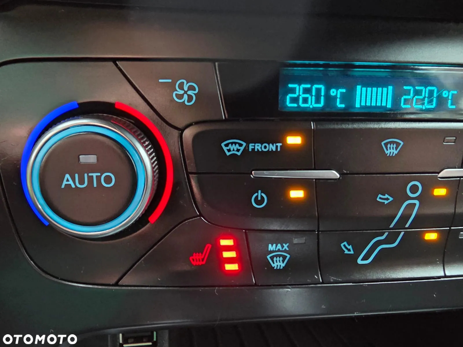 Ford Focus 1.5 EcoBoost Start-Stopp-System ST-Line - 25