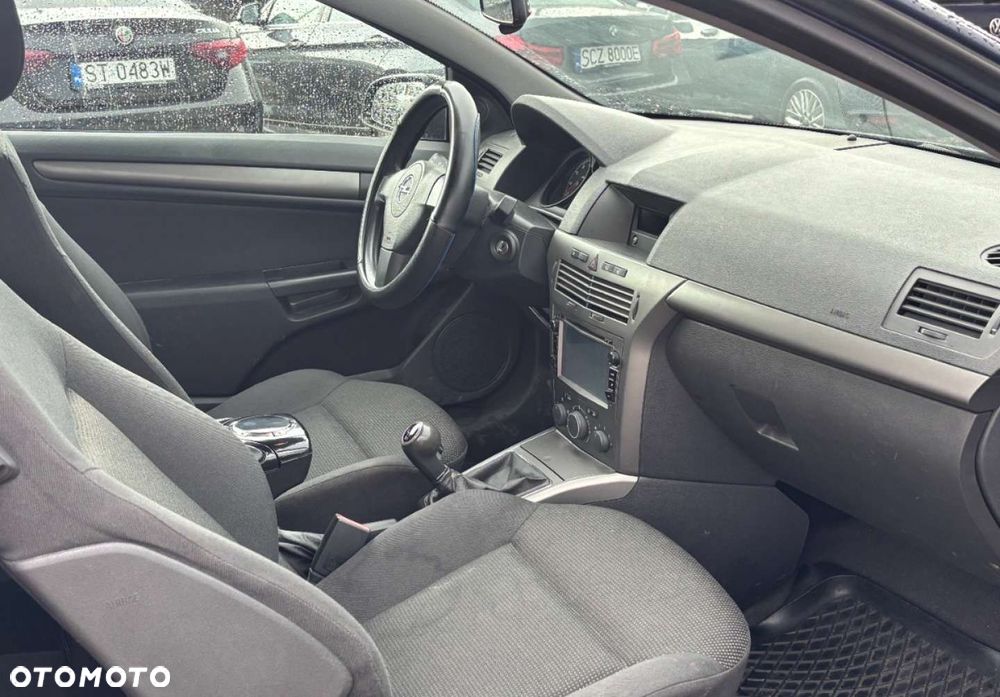 Opel Astra - 11
