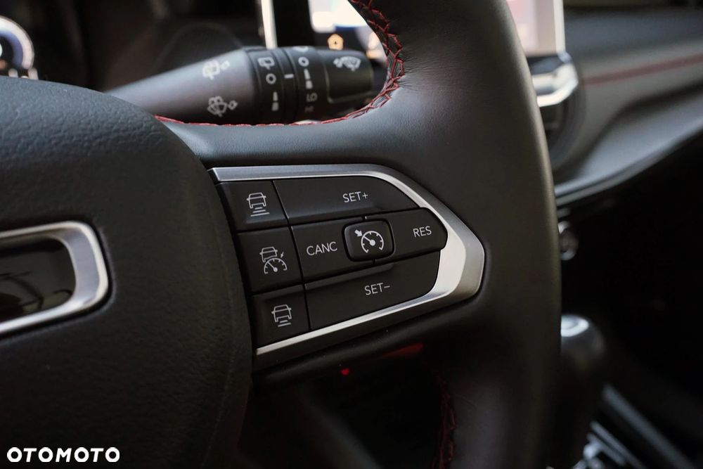 Jeep Compass - 17