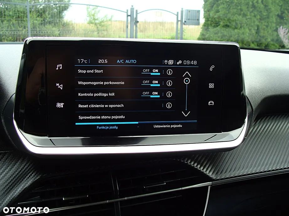 Peugeot 2008 1.5 BlueHDi Allure S&S EAT8 - 22