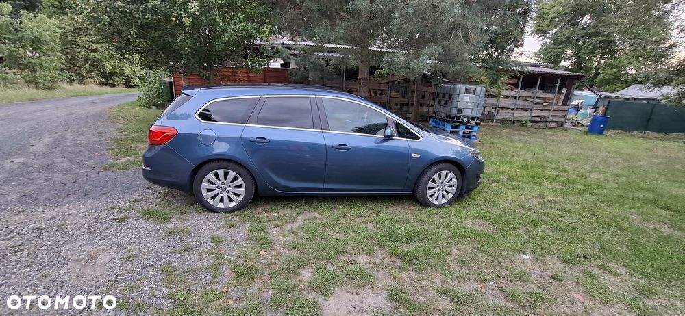 Opel Astra 1.6 SIDI Turbo Automatik - 27