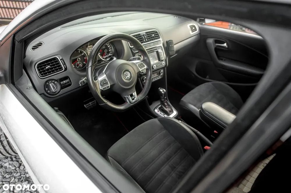 Volkswagen Polo 1.4 DSG GTI - 17