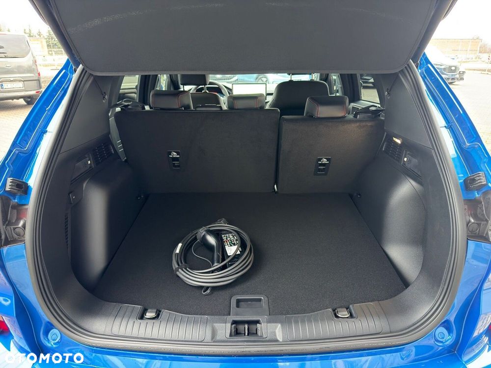 Ford Kuga - 32