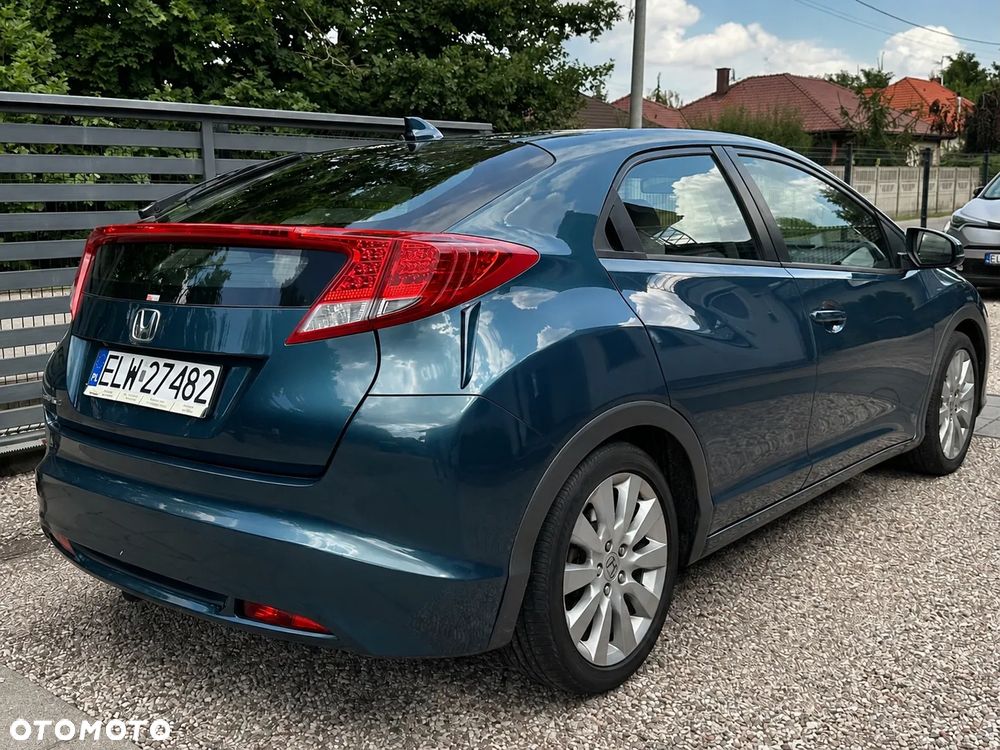 Honda Civic 1.8 i-VTEC Automatik Executive - 10