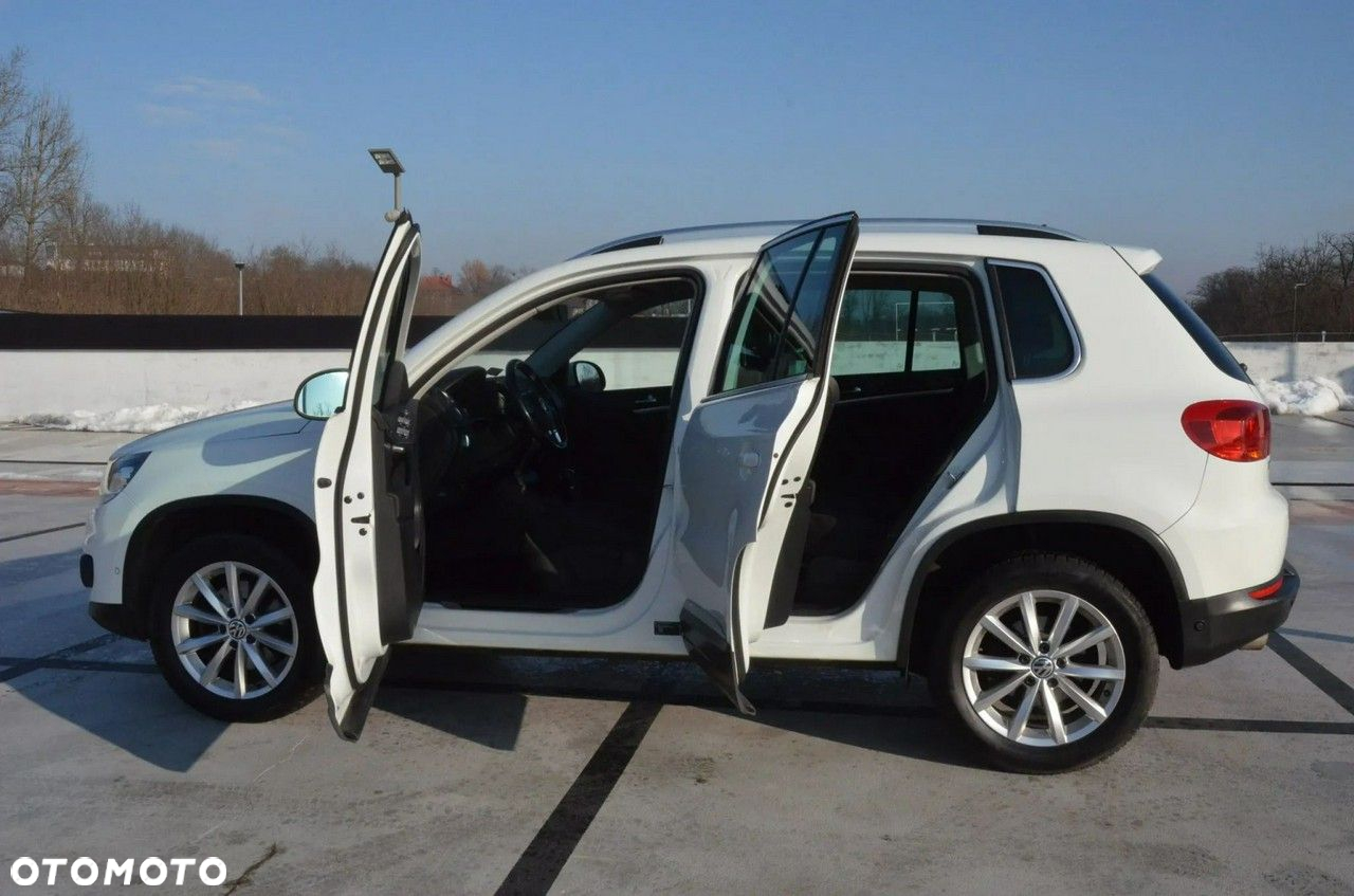 Volkswagen Tiguan - 33